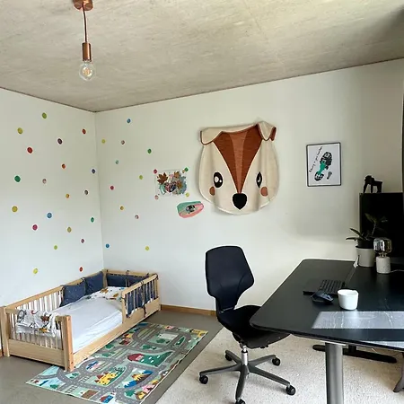 Traumwohnung In Mit Aussicht Und Parkplatz Apartment Zurich