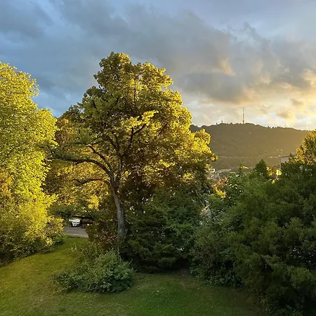 Traumwohnung In Mit Aussicht Und Parkplatz Apartman *